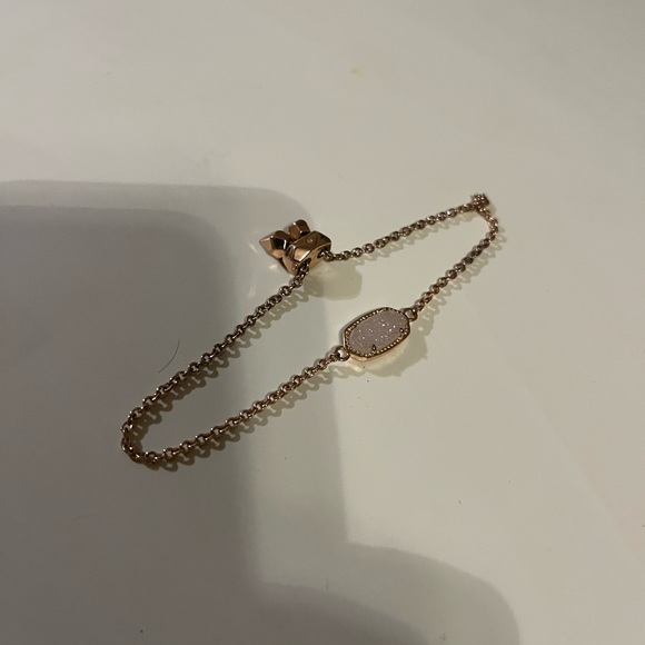 Kendra Scott gold Frienship style bracelet - Picture 1 of 2